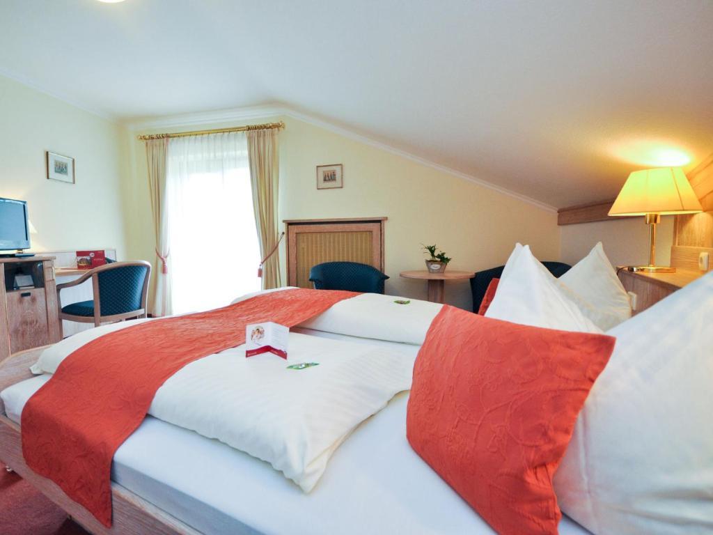 Hotel Quellenhof Bad Wiessee Quarto foto